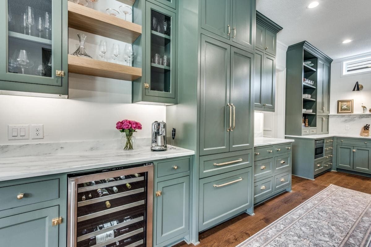 Create Functional Spaces with Custom Kitchen Cabinets