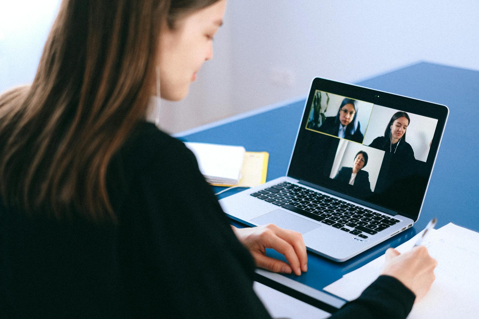 TinyChat – Explore Global Connections with TinyChat
