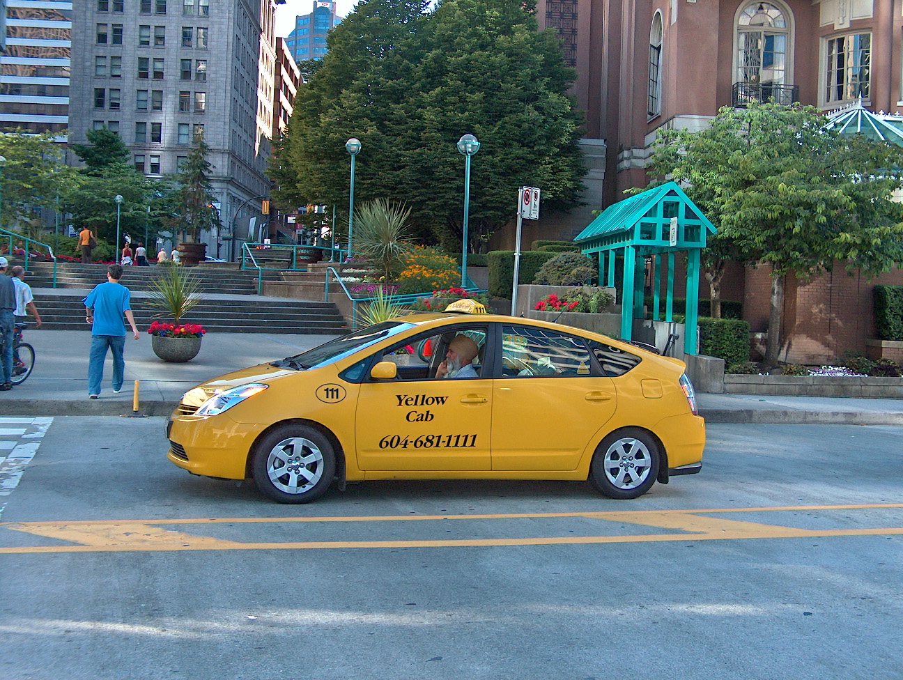 Nearest Taxi Service – Walton-on-Thames Gemini Taxis