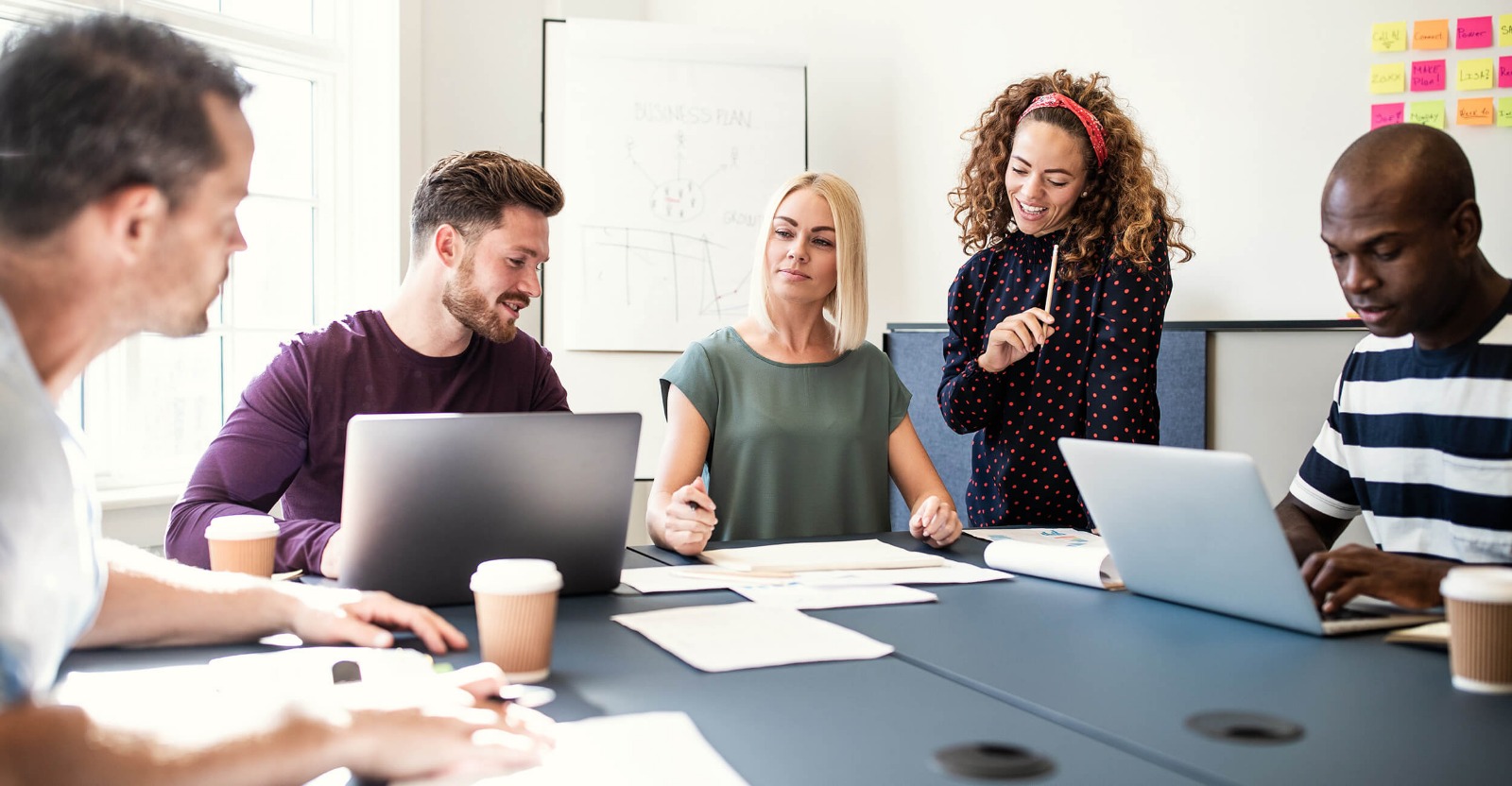 HOW COMPETITIVE INTELLIGENCE SHAPES BRAND POSITIONING