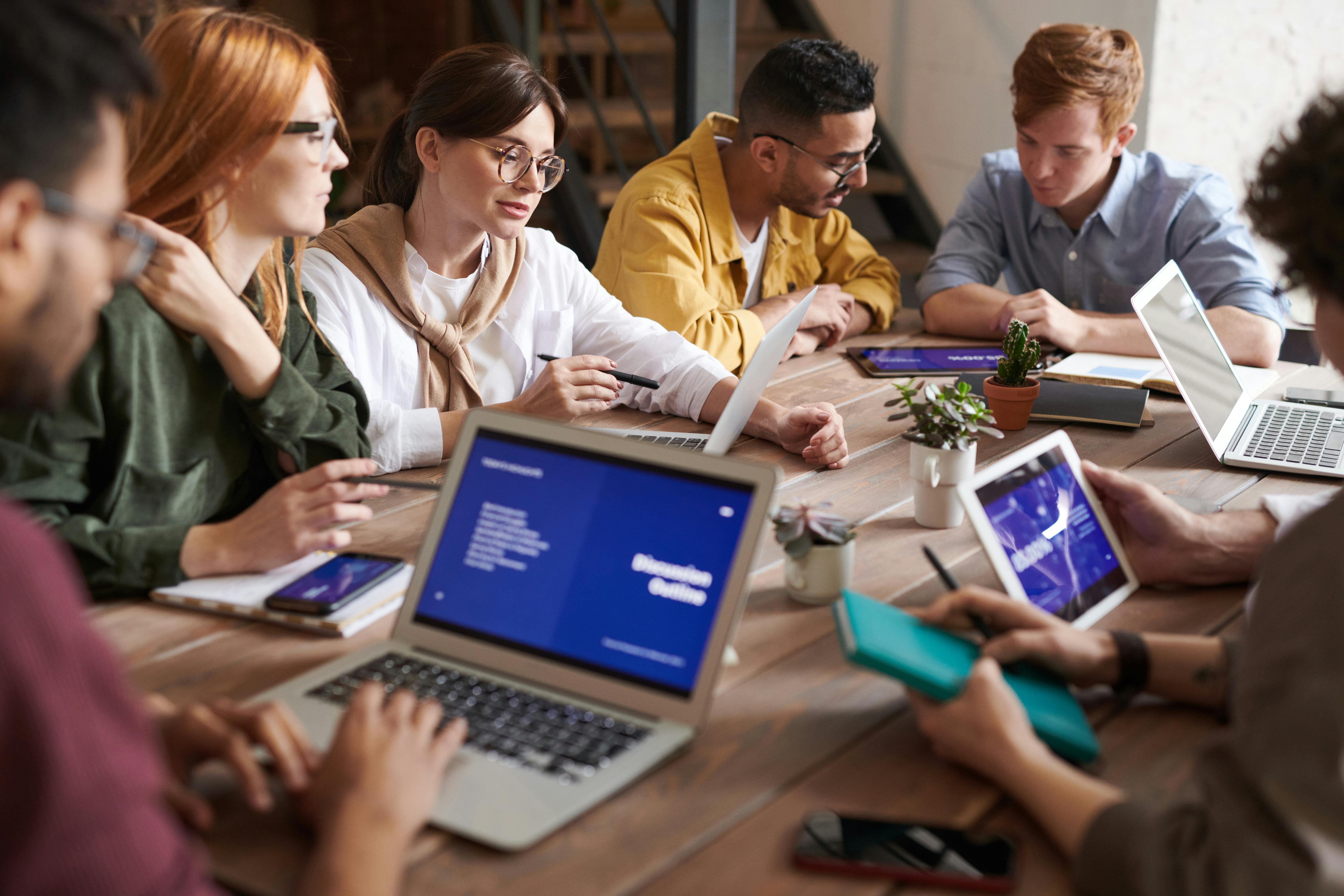How B2B Buyers Drive Growth and Efficiency in the Supply Chain